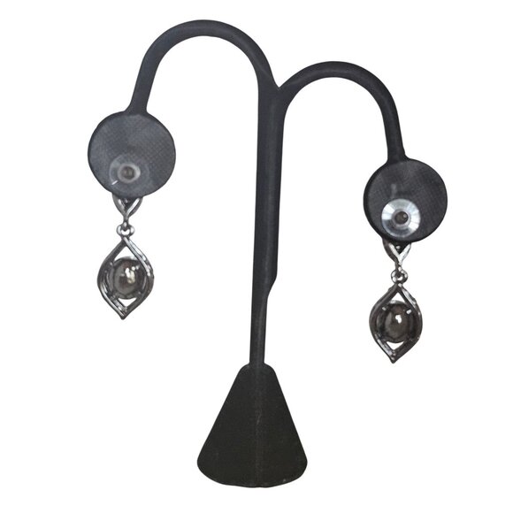 Black Teardrop Small Earring - Picture 4 of 5